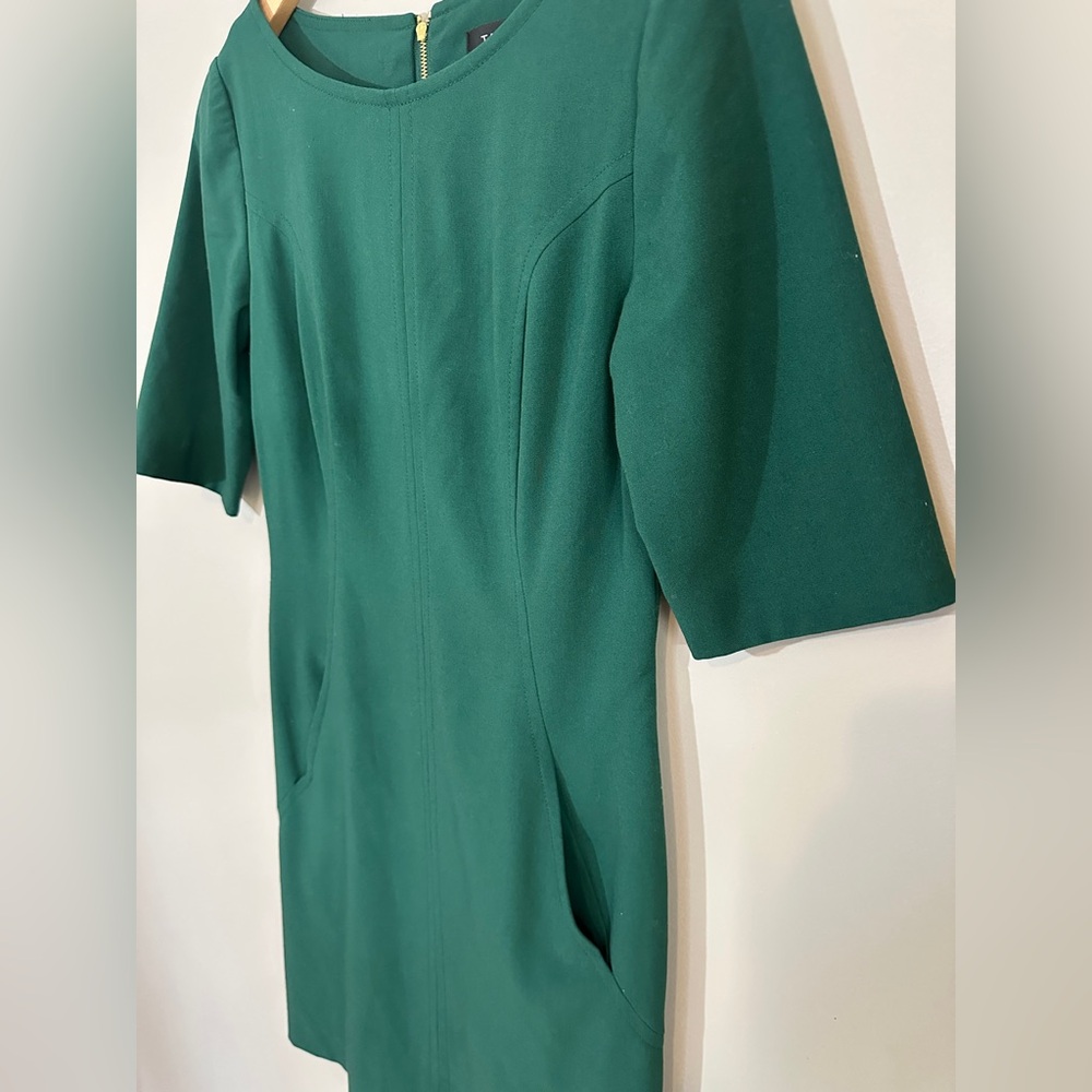 Tahari Green Tailored Exposed Zipper Career‎ Dress Womens Size 4 Pockets - Picture 2 of 5